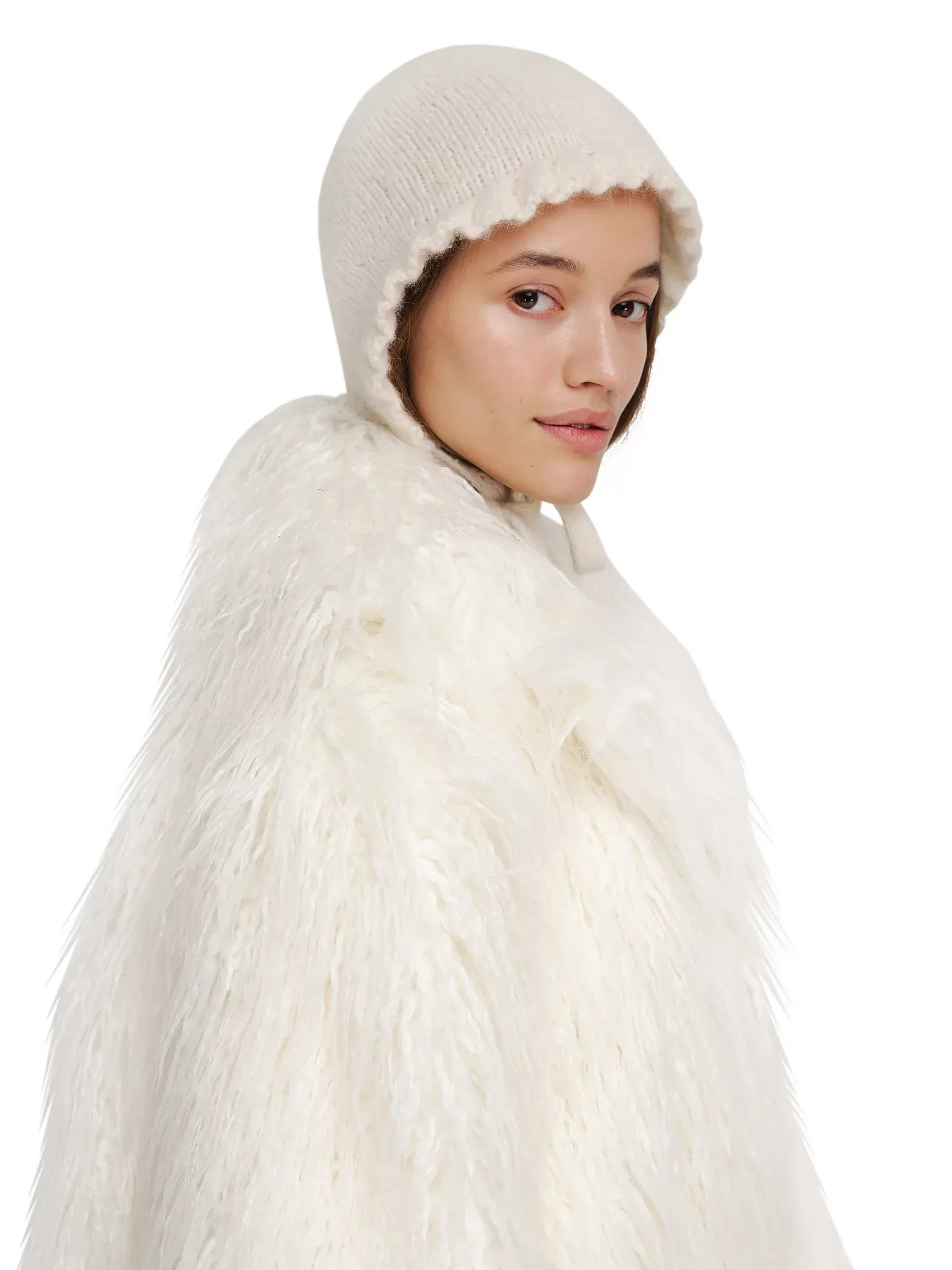 IVORY BONNET