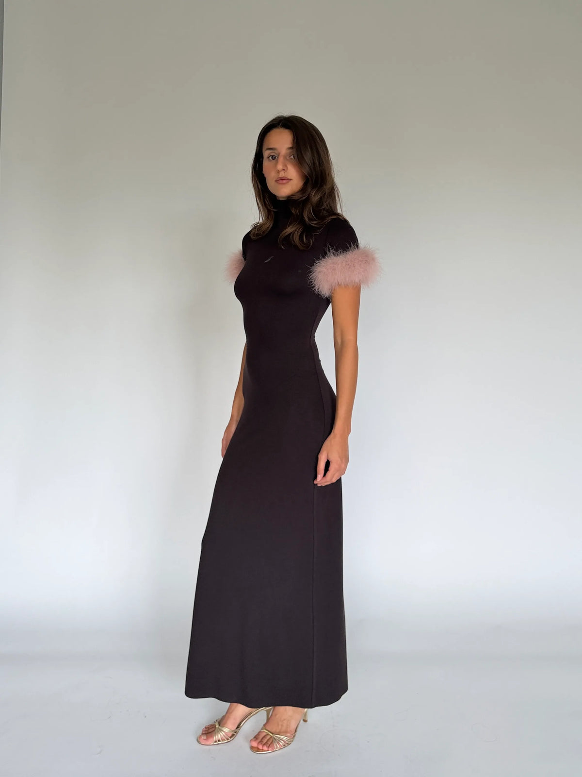 SIENA chocolate maxi dress from the side: fitted bodice and soft widening below the knee
